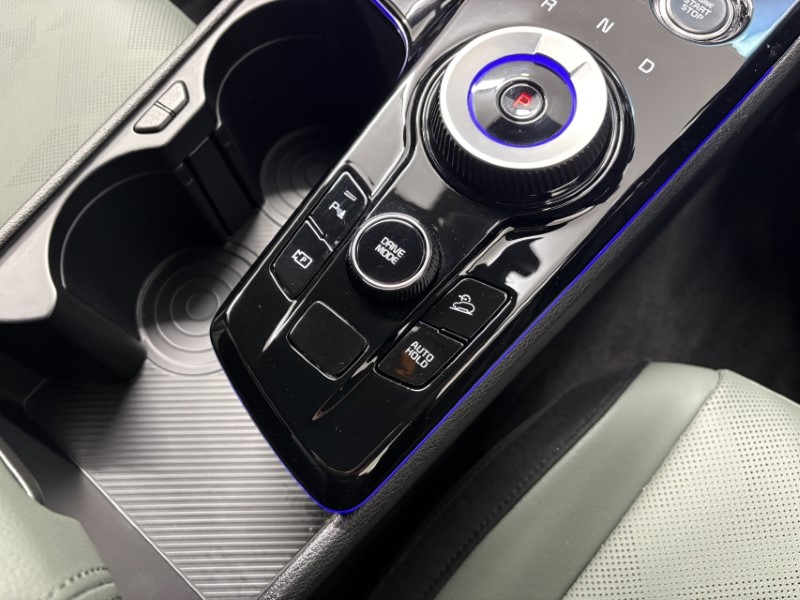 2025 (25) KIA SPORTAGE 1.6T GDi HEV Shadow 5dr Auto 4943239