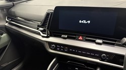 2025 (25) KIA SPORTAGE 1.6T GDi HEV Shadow 5dr Auto 4943238