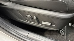 2025 (25) KIA SPORTAGE 1.6T GDi HEV Shadow 5dr Auto 4943237