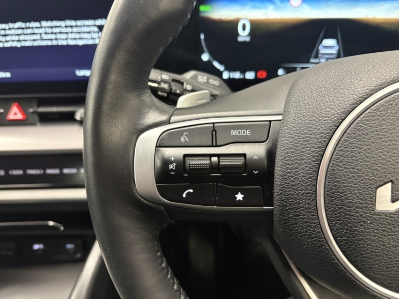 2025 (25) KIA SPORTAGE 1.6T GDi HEV Shadow 5dr Auto 4943261