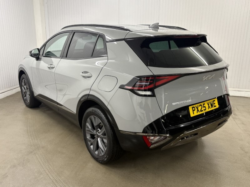 2025 (25) KIA SPORTAGE 1.6T GDi HEV Shadow 5dr Auto 4943252