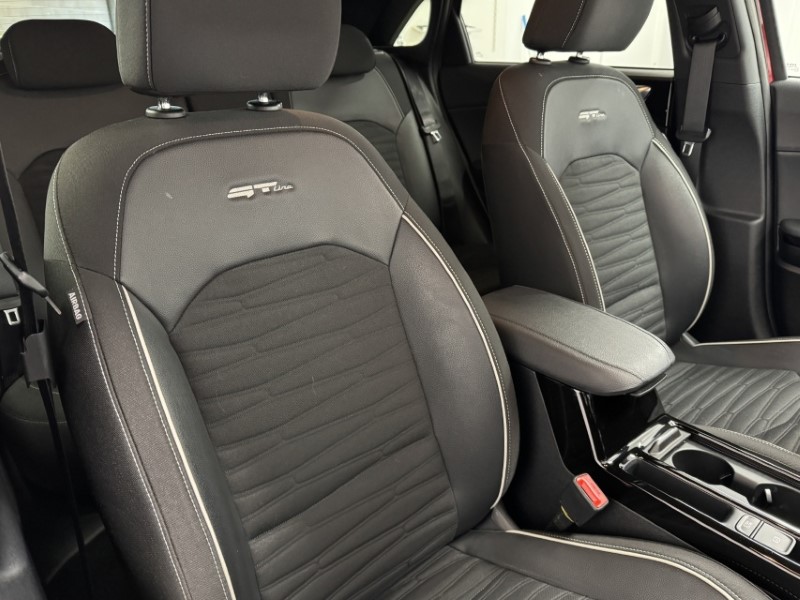 2025 (25) KIA CEED 1.5T GDi ISG 138 GT-Line 5dr DCT 4957831