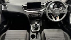 2025 (25) KIA CEED 1.5T GDi ISG 138 2 5dr 4989978