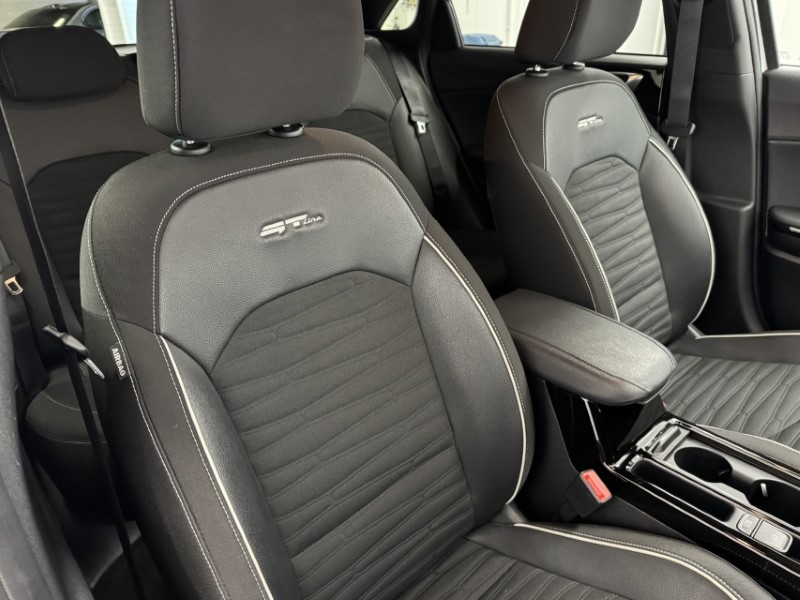 2025 (25) KIA CEED 1.5T GDi ISG 138 GT-Line 5dr 4988330