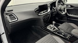 2025 (25) KIA CEED 1.5T GDi ISG 138 GT-Line 5dr 4988324