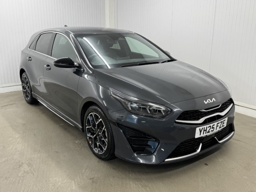 2025 (25) KIA CEED 1.5T GDi ISG 138 GT-Line 5dr DCT
