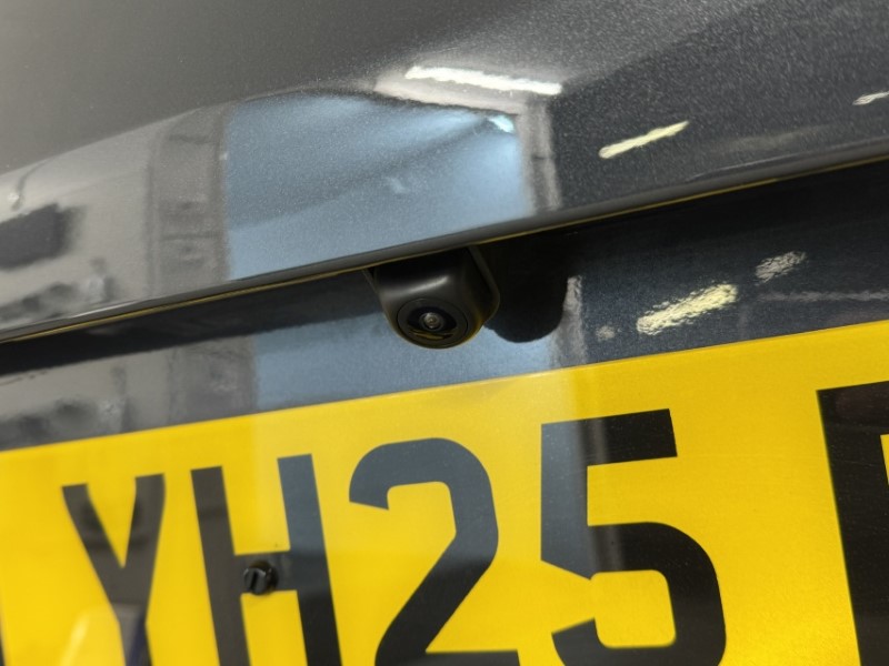 2025 (25) KIA CEED 1.5T GDi ISG 138 GT-Line 5dr DCT 4987076