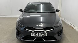 2025 (25) KIA CEED 1.5T GDi ISG 138 GT-Line 5dr DCT 4987106