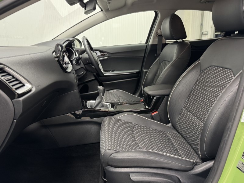 2024 (24) KIA XCEED 1.5T GDi ISG 138 3 5dr 4943570