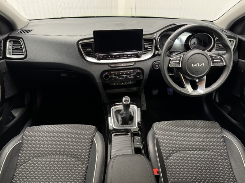 2024 (24) KIA XCEED 1.5T GDi ISG 138 3 5dr 4943568