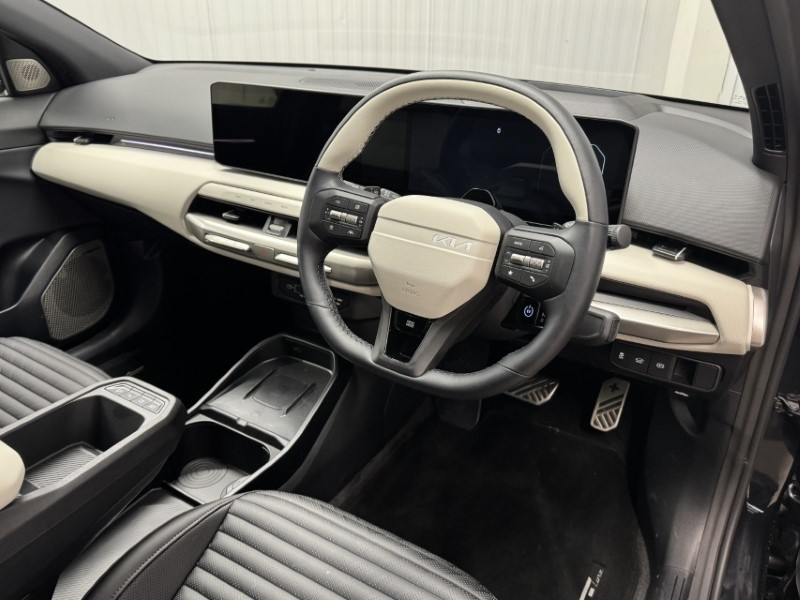 2025 (75) KIA EV4 150kW GT-Line S 81kWh 5dr Auto 4948936