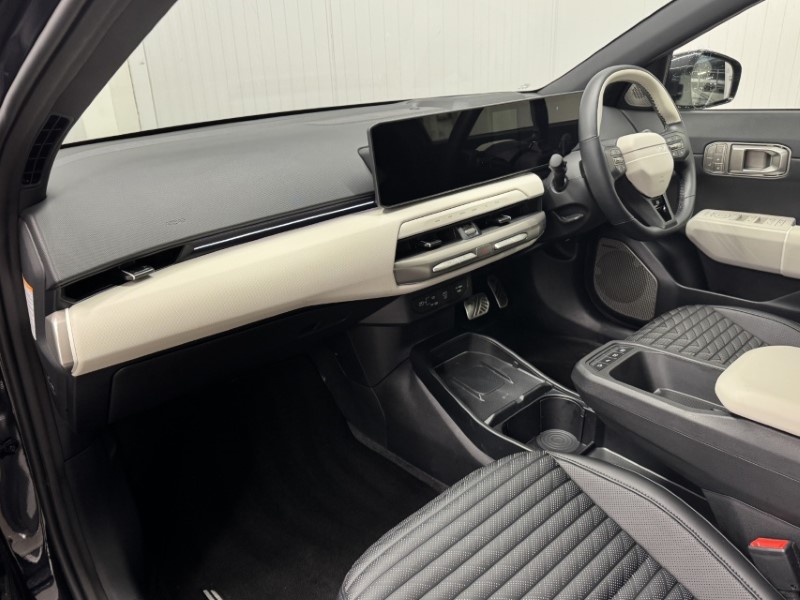 2025 (75) KIA EV4 150kW GT-Line S 81kWh 5dr Auto 4948932