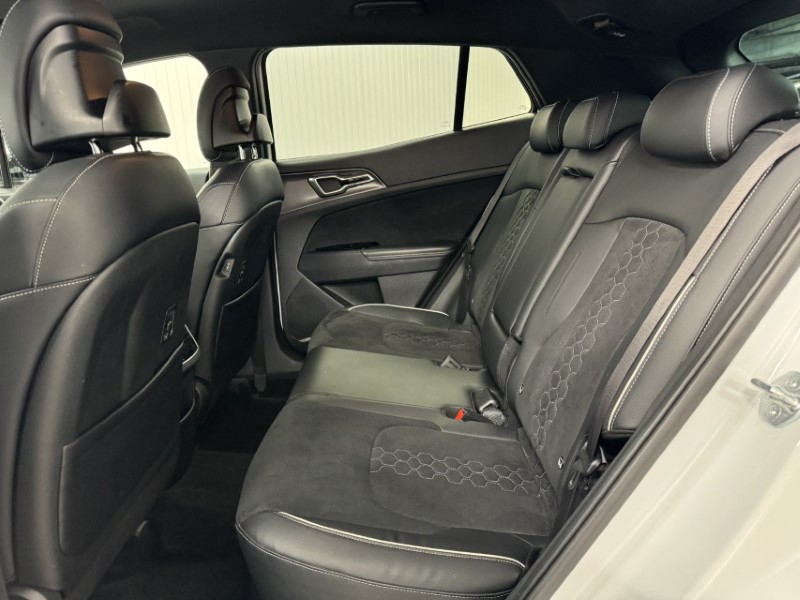 2023 (23) KIA SPORTAGE 1.6T GDi ISG GT-Line 5dr 4975374