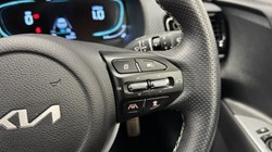 2025 (25) KIA STONIC 1.0T GDi 48V 98 GT-Line S 5dr DCT 4984257