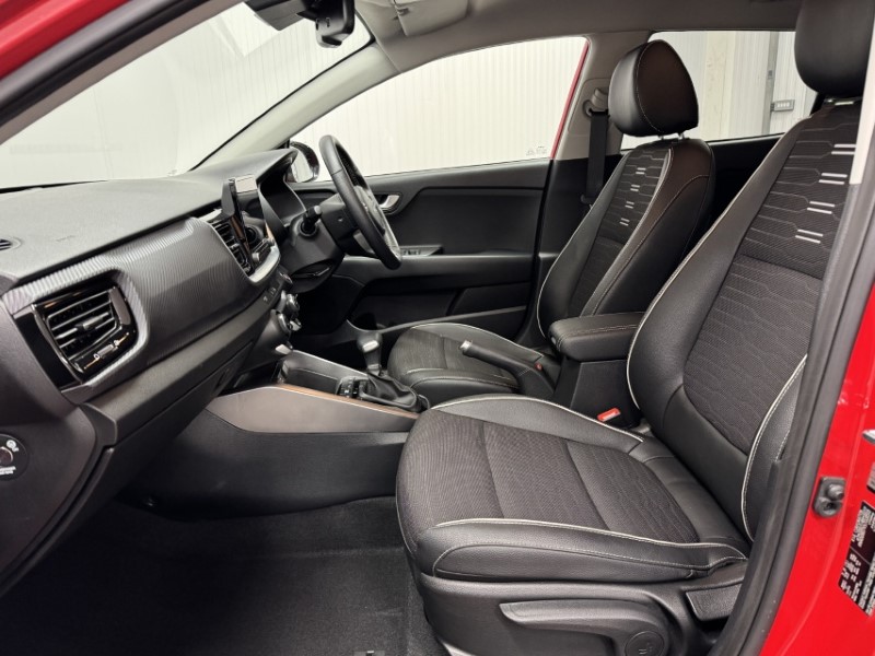 2025 (25) KIA STONIC 1.0T GDi 48V 98 GT-Line S 5dr DCT 4984233