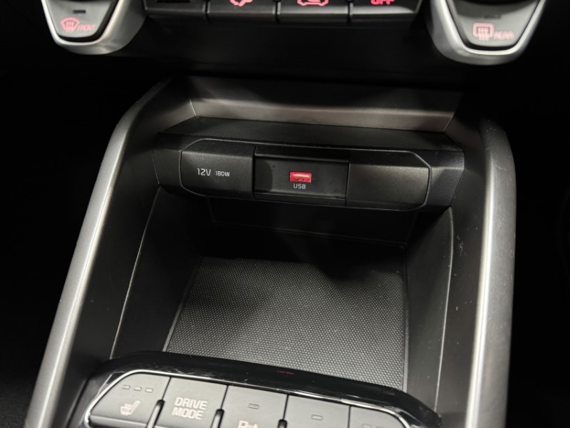 2025 (25) KIA STONIC 1.0T GDi 48V 98 GT-Line S 5dr DCT 4984249