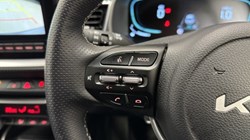 2025 (25) KIA STONIC 1.0T GDi 48V 98 GT-Line S 5dr DCT 4984255