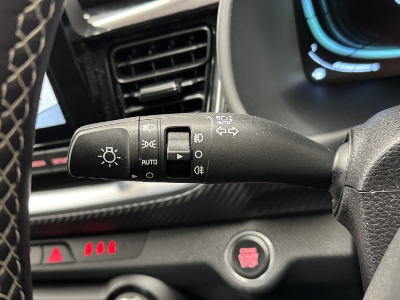 2025 (25) KIA STONIC 1.0T GDi 48V 98 GT-Line S 5dr DCT 4984259