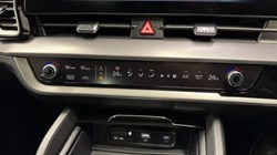 2025 (25) KIA SPORTAGE 1.6T GDi 207 HEV GT-Line S 5dr Auto AWD 4996277