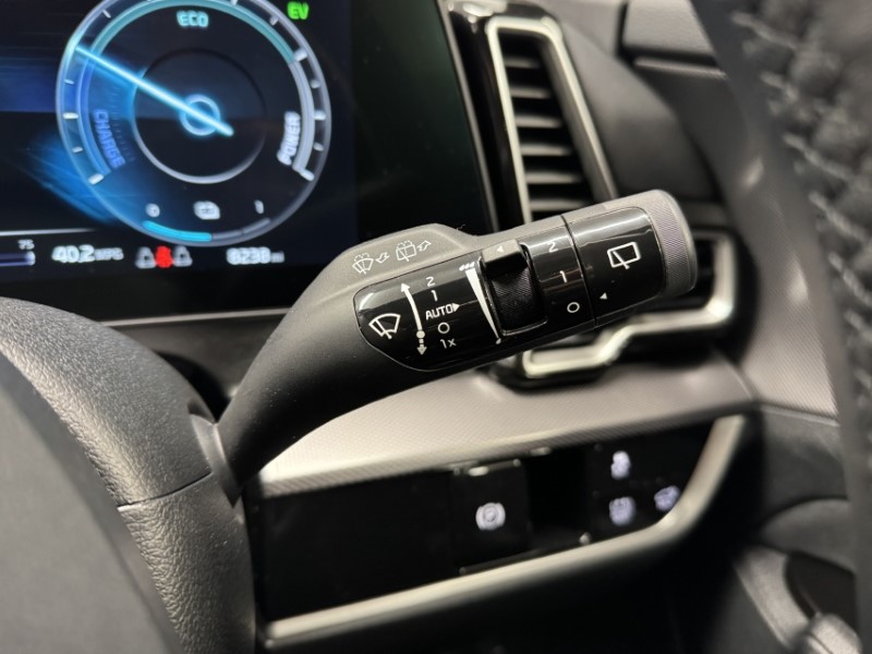 2025 (25) KIA SPORTAGE 1.6T GDi 207 HEV GT-Line S 5dr Auto AWD 4996259