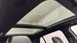 2025 (25) KIA SPORTAGE 1.6T GDi 207 HEV GT-Line S 5dr Auto AWD 4996284