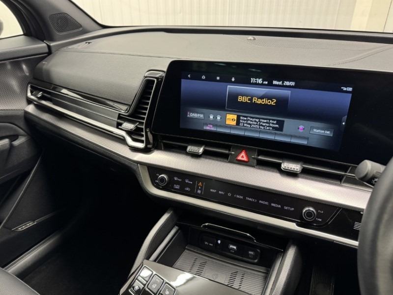 2025 (25) KIA SPORTAGE 1.6T GDi 207 HEV GT-Line S 5dr Auto AWD 4996255