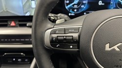 2025 (25) KIA SPORTAGE 1.6T GDi 207 HEV GT-Line S 5dr Auto AWD 4996258