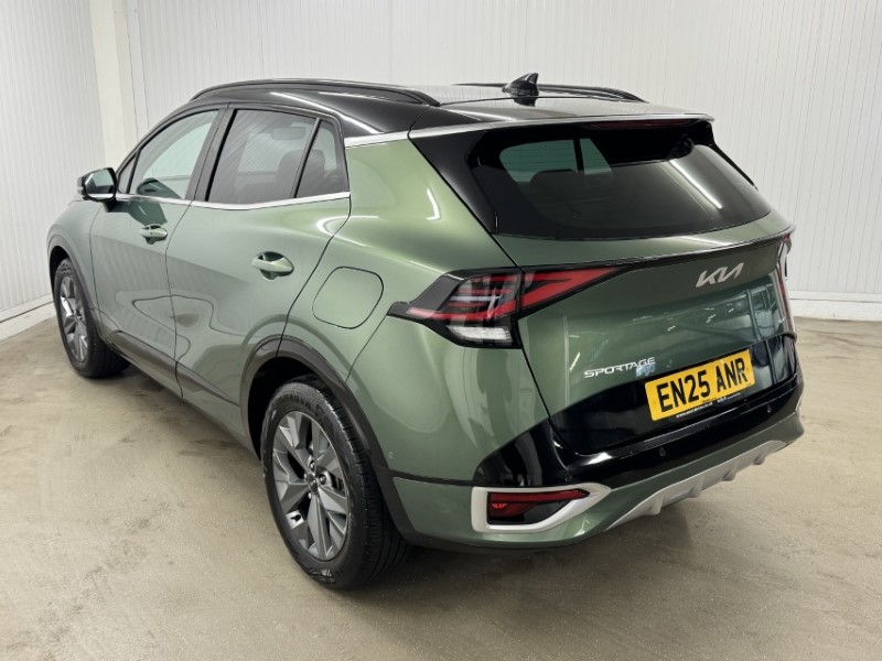2025 (25) KIA SPORTAGE 1.6T GDi 207 HEV GT-Line S 5dr Auto AWD 4996248