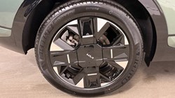 2025 (75) KIA SPORTAGE 1.6T GDi HEV GT-Line 5dr Auto 4981252