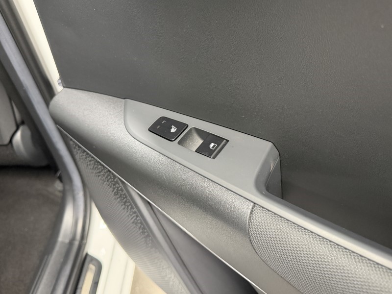 2023 (73) KIA NIRO 150kW 4 65kWh 5dr Auto 5702853