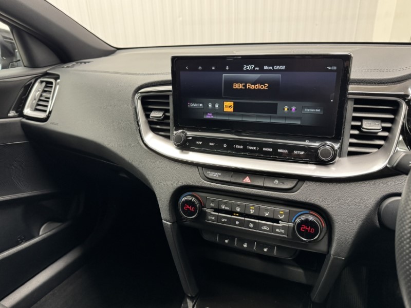 2025 (25) KIA CEED 1.5T GDi ISG 138 GT-Line 5dr 5010810