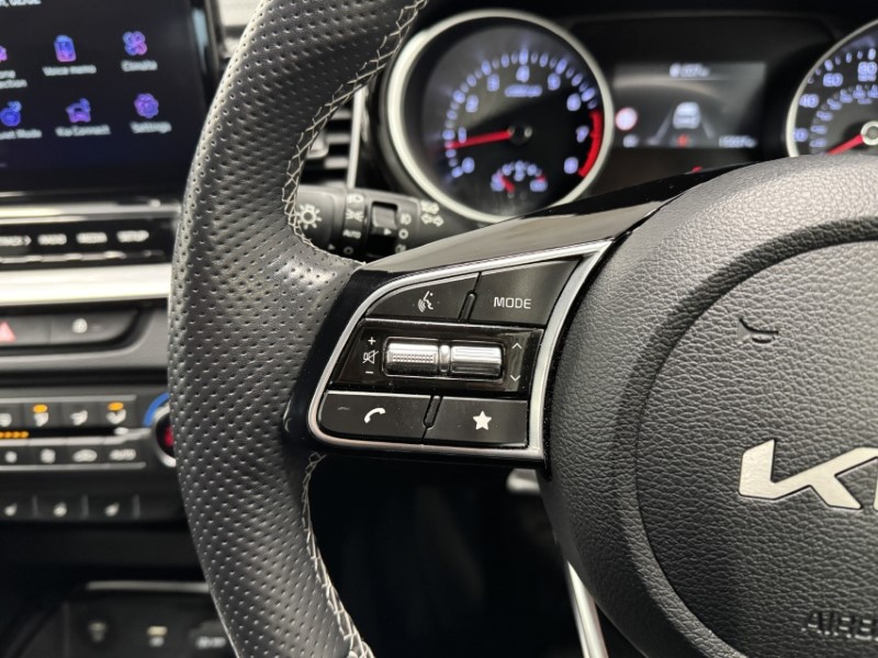 2025 (25) KIA CEED 1.5T GDi ISG 138 GT-Line 5dr 5010798