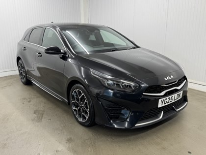 2025 (25) KIA CEED 1.5T GDi ISG 138 GT-Line 5dr