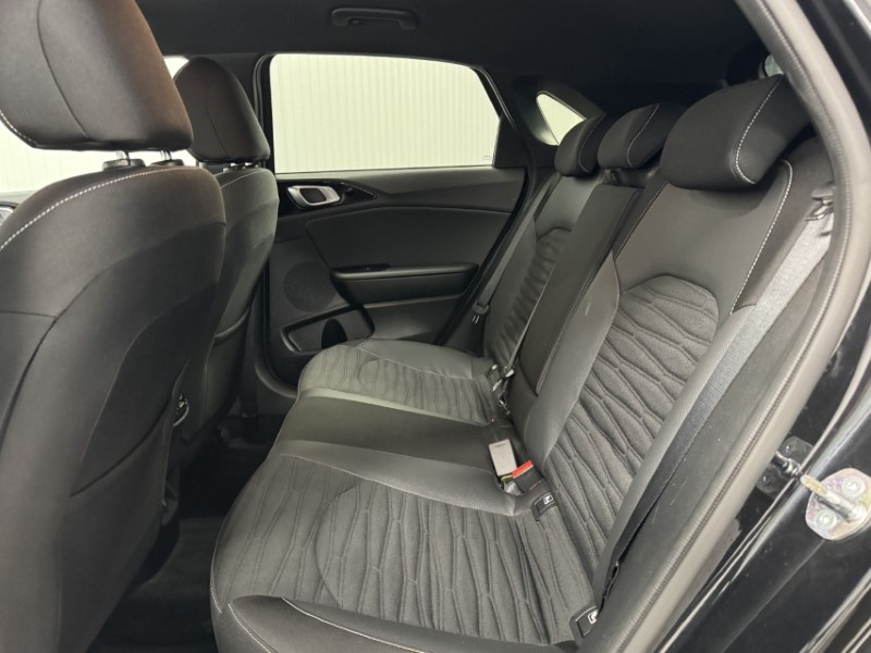 2025 (25) KIA CEED 1.5T GDi ISG 138 GT-Line 5dr 5010786