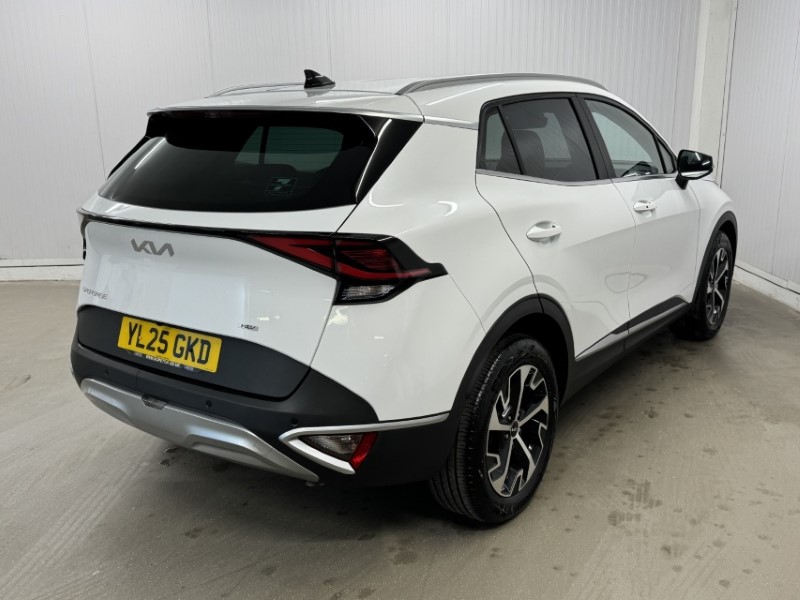 2025 (25) KIA SPORTAGE 1.6T GDi 207 HEV 3 5dr Auto 5017021