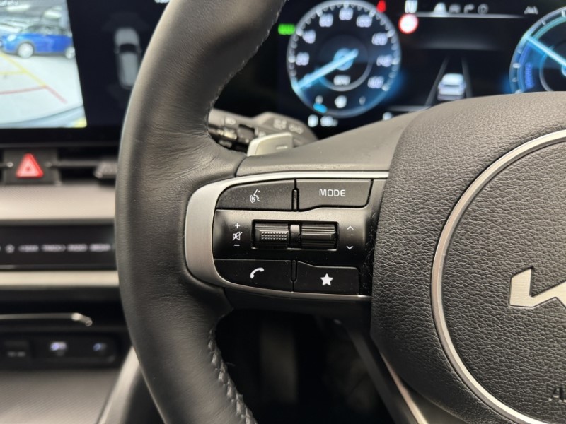 2025 (25) KIA SPORTAGE 1.6T GDi 207 HEV 3 5dr Auto 5017054