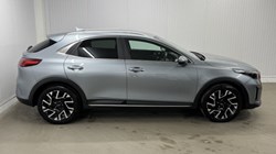 2023 (23) KIA XCEED 1.5T GDi ISG 3 5dr 4990504