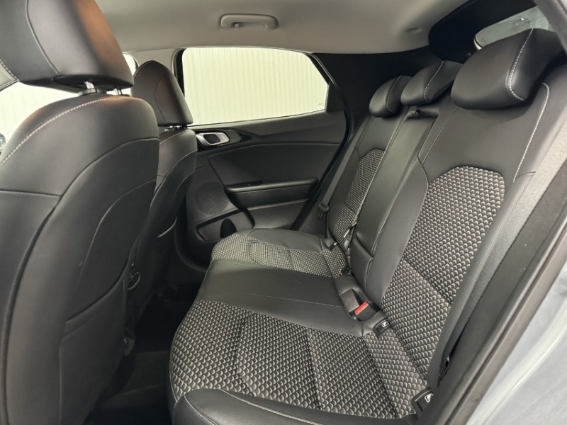 2023 (23) KIA XCEED 1.5T GDi ISG 3 5dr 4990486