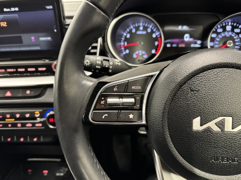 2023 (23) KIA XCEED 1.5T GDi ISG 3 5dr 4990514