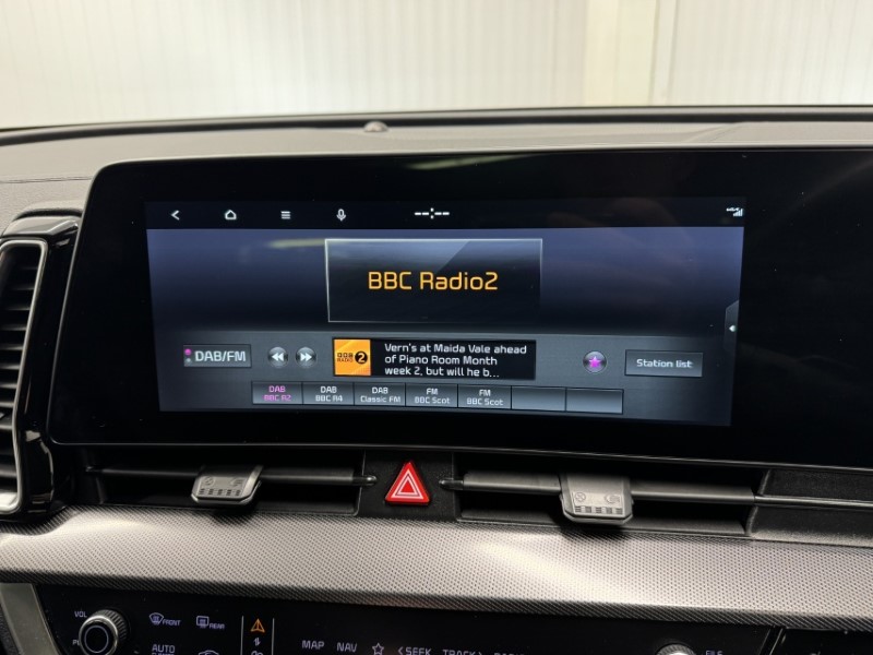 2022 (72) KIA SPORTAGE 1.6T GDi HEV GT-Line S 5dr Auto AWD 5037845