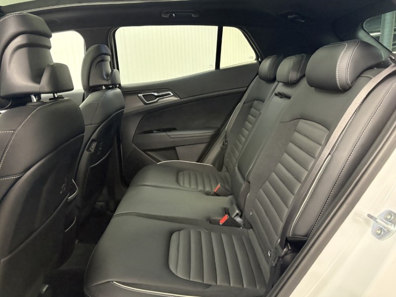 2025 (74) KIA SPORTAGE 1.6T GDi 207 HEV GT-Line S 5dr Auto 5002961