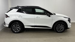 2025 (74) KIA SPORTAGE 1.6T GDi 207 HEV GT-Line S 5dr Auto 5002975