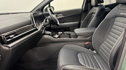 2025 (74) KIA SPORTAGE 1.6T GDi 207 HEV GT-Line S 5dr Auto 5001663