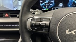 2025 (74) KIA SPORTAGE 1.6T GDi 207 HEV GT-Line S 5dr Auto 5001675