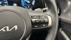 2025 (25) KIA SPORTAGE 1.6T GDi 207 HEV 3 5dr Auto 5002208