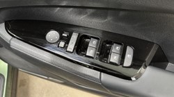 2025 (25) KIA SPORTAGE 1.6T GDi 207 HEV 3 5dr Auto 5002191