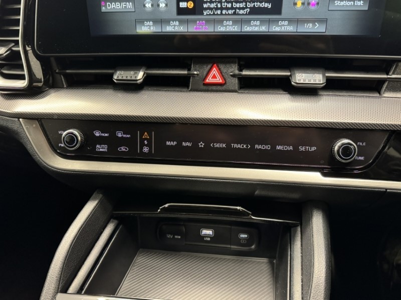 2025 (25) KIA SPORTAGE 1.6T GDi 207 HEV 3 5dr Auto 5002200