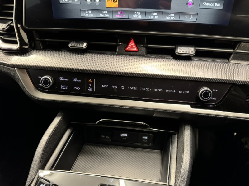 2025 (75) KIA SPORTAGE 1.6T GDi 207 HEV GT-Line 5dr Auto 5027985