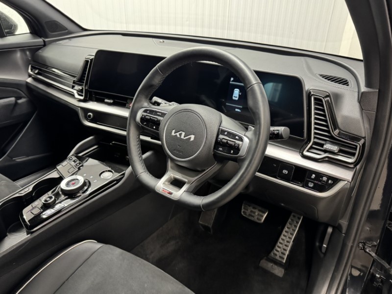 2025 (75) KIA SPORTAGE 1.6T GDi 207 HEV GT-Line 5dr Auto 5027979