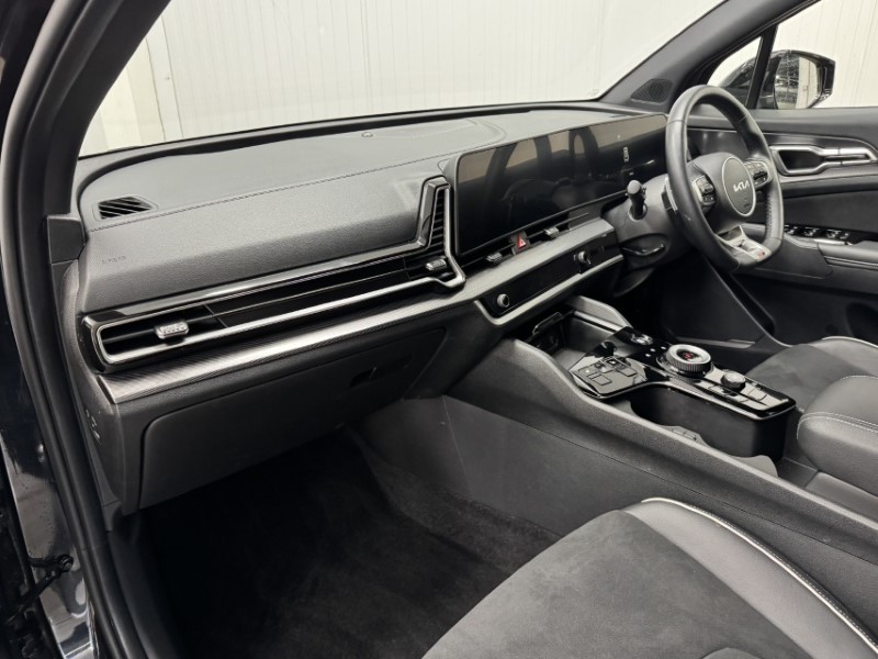 2025 (75) KIA SPORTAGE 1.6T GDi 207 HEV GT-Line 5dr Auto 5028000